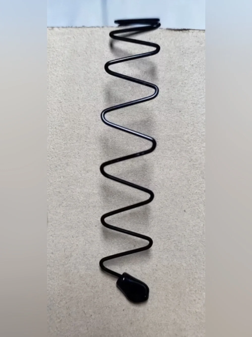 1- Unisex Zigzag Wide Headband Black Metal